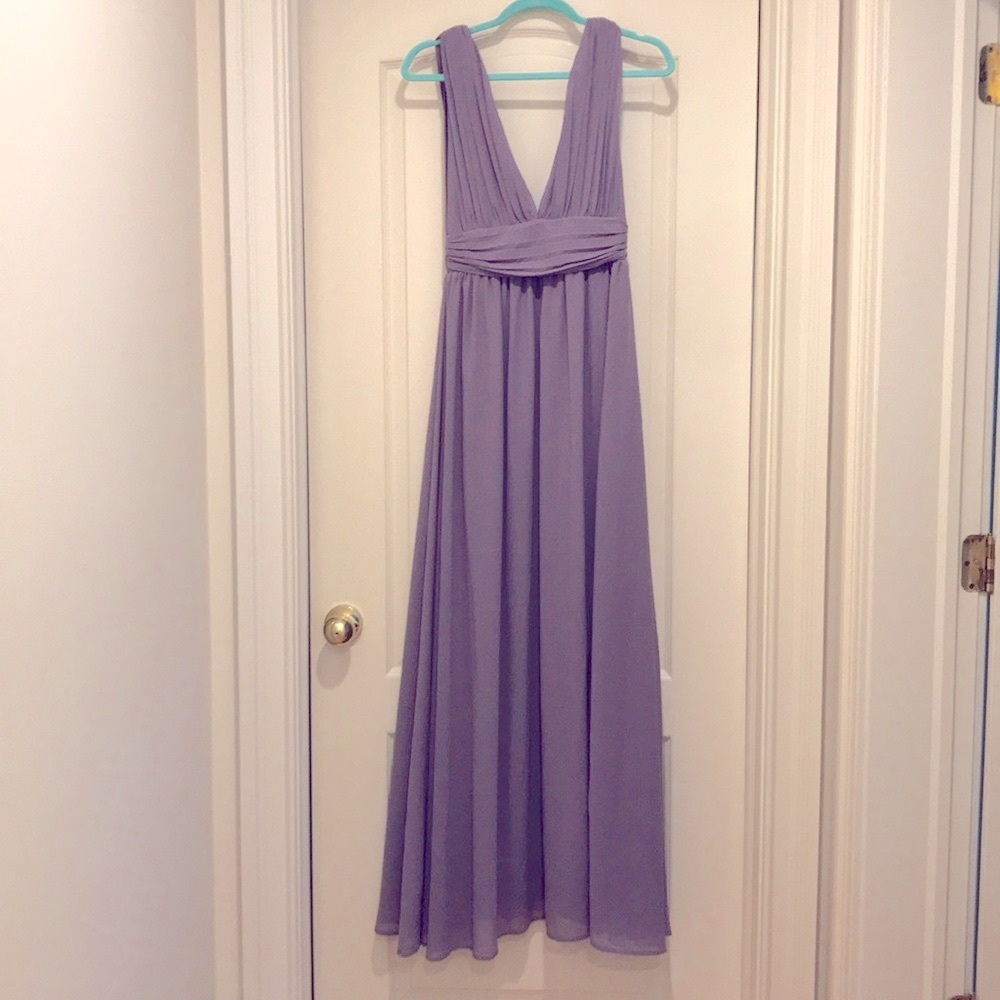 Lulus gown
